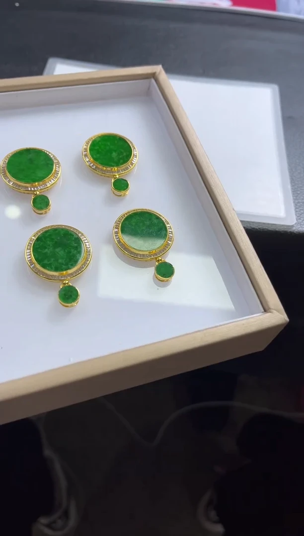 【闪购商品】翡翠颈饰银S925镶嵌A303多样性发一件/配绳子