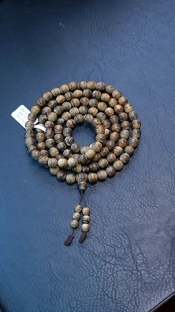 【闪购商品】沉香手串0.8*108文莱蛇皮纹多圈33克+