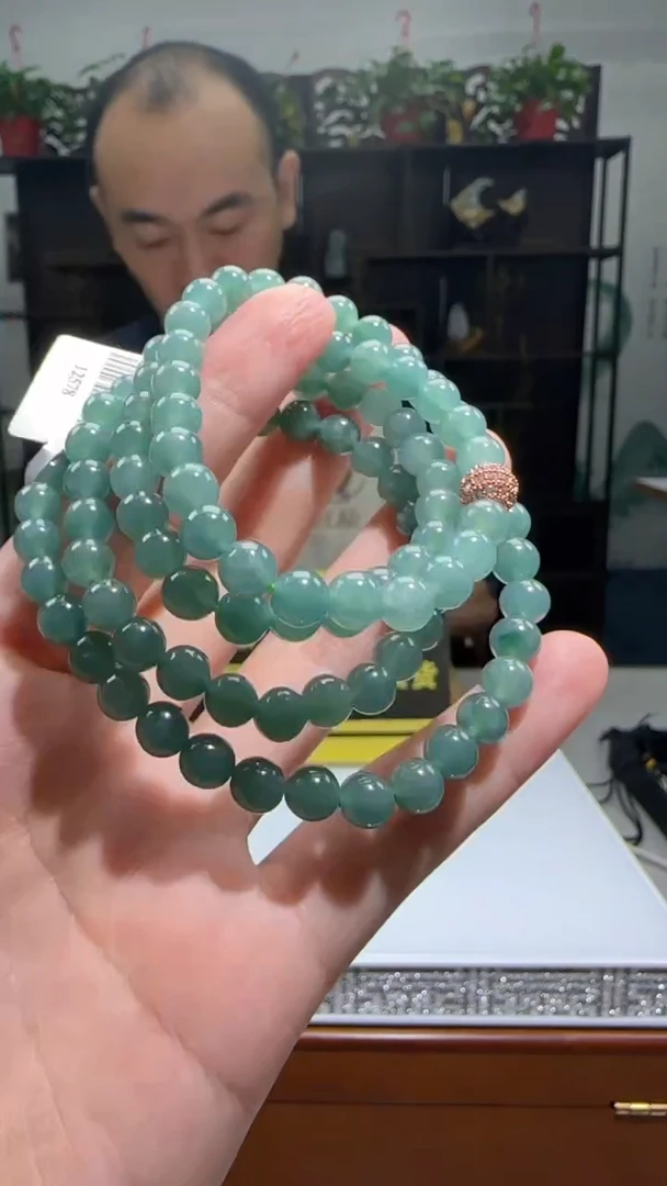 【闪购商品】翡翠颈饰未镶嵌天然翡翠A货吊坠