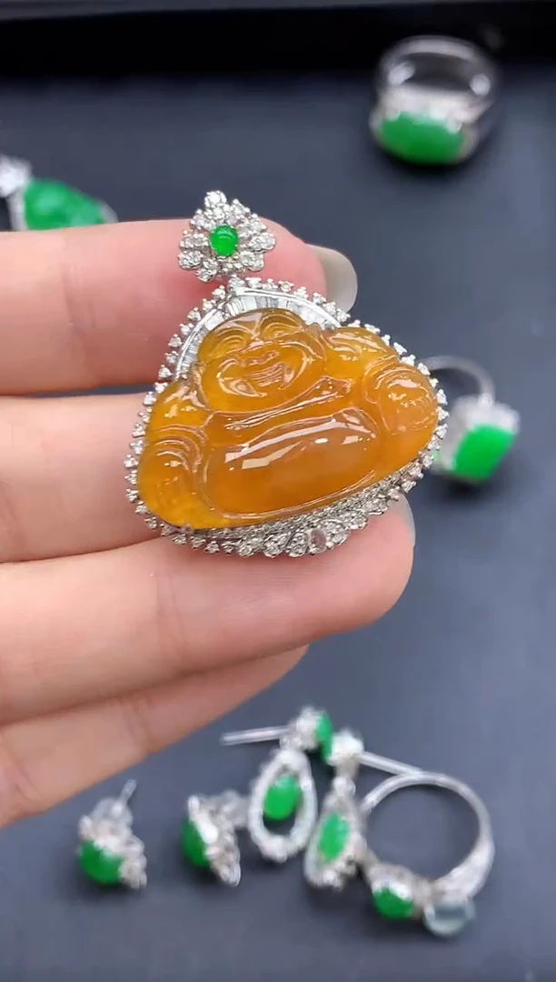 颈饰18K金镶嵌翡翠829-中国好珍宝