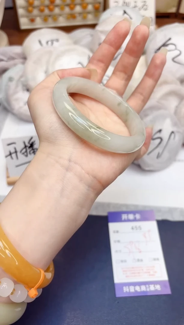 石英质玉手镯未镶嵌455-天山翠-圈口59