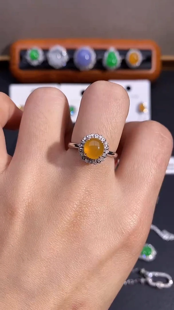 【闪购商品】翡翠戒指18K金镶嵌戒指