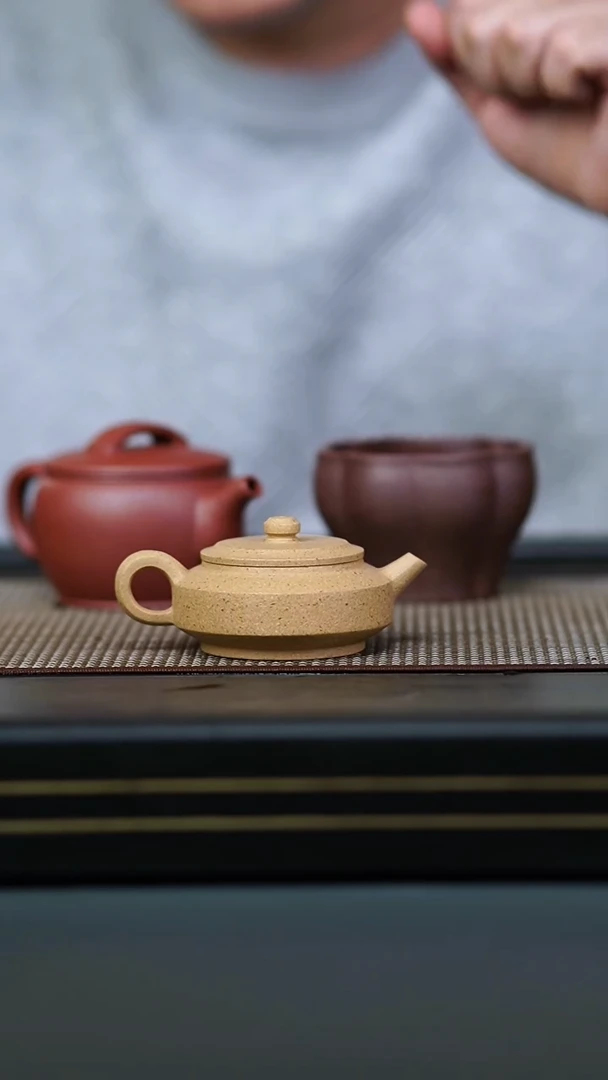 茶壶紫砂12-半手黄金段周盘110cc