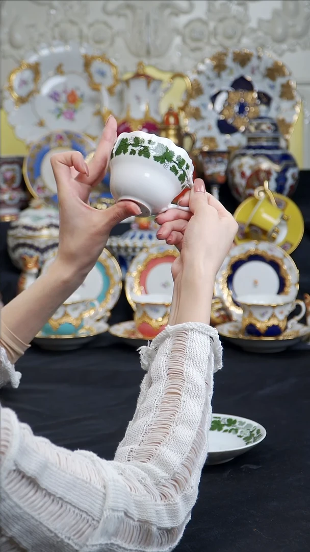 骨瓷婷婷中古器物如图所示47