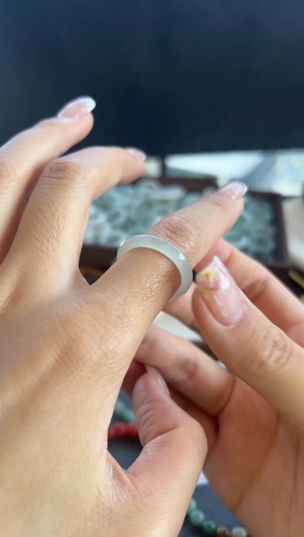 【闪购商品】翡翠吊坠(不含链)未镶嵌211买断