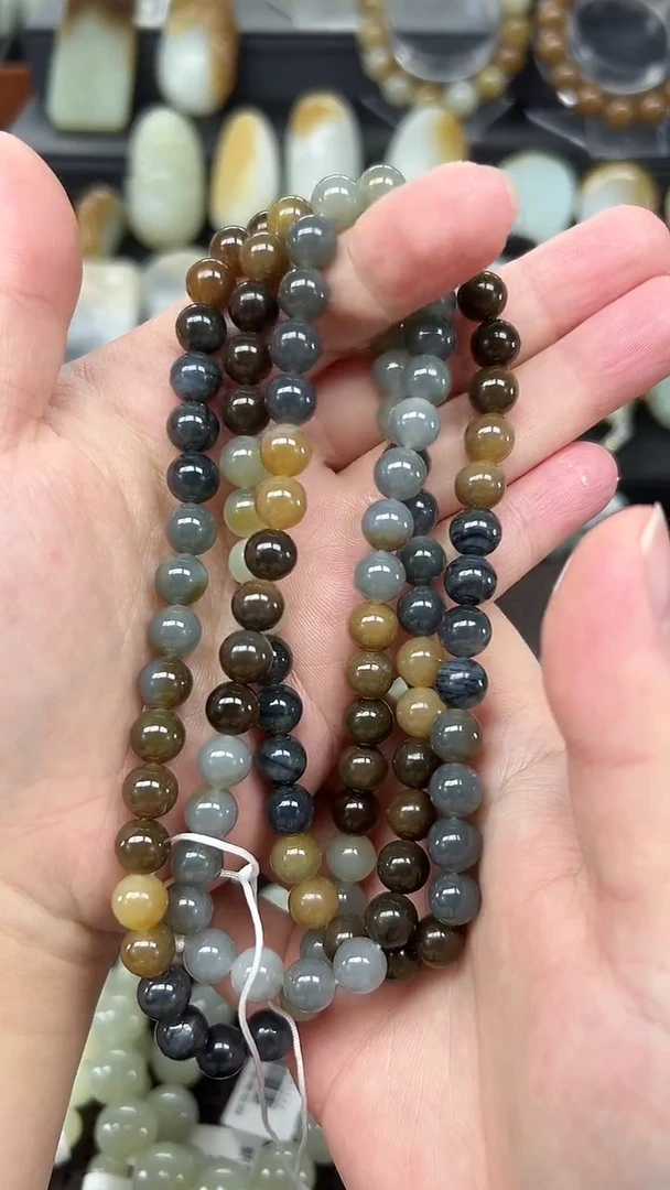 未镶嵌手链和田玉新疆楼兰三色   卡  8   108颗