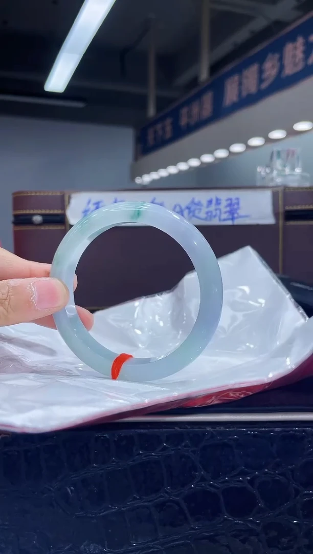 未镶嵌手镯翡翠21