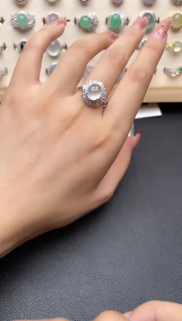 【闪购商品】翡翠戒指银S925镶嵌一物一证一礼盒