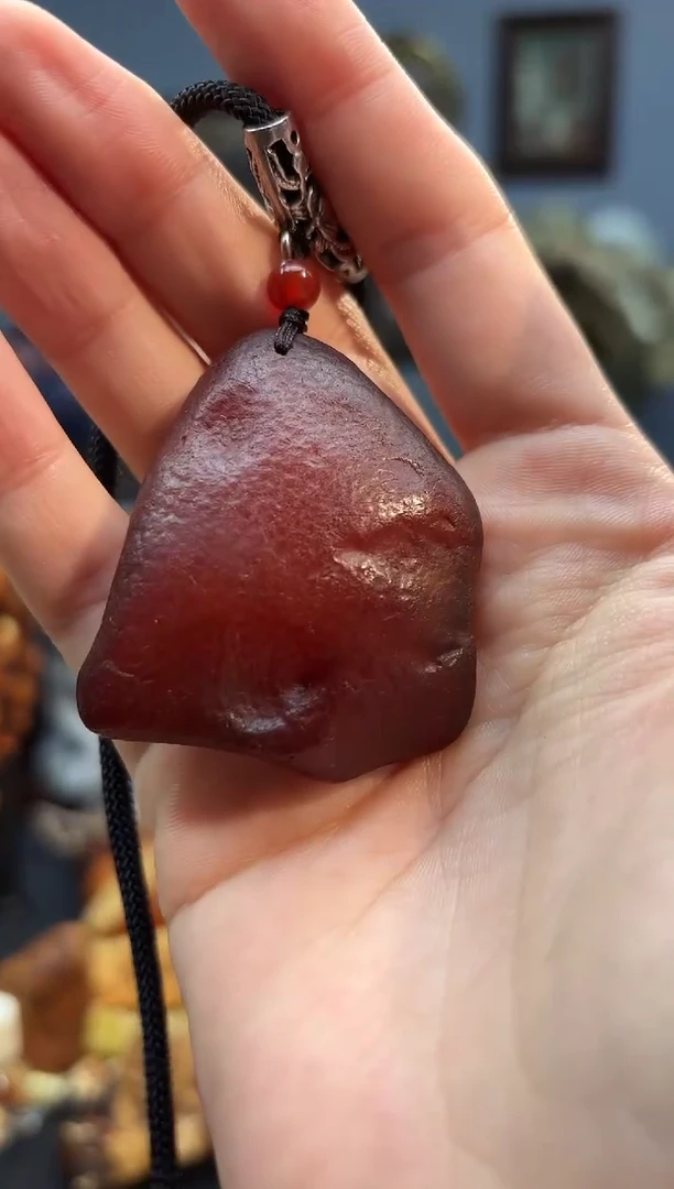 琥珀颈饰未镶嵌吊坠
