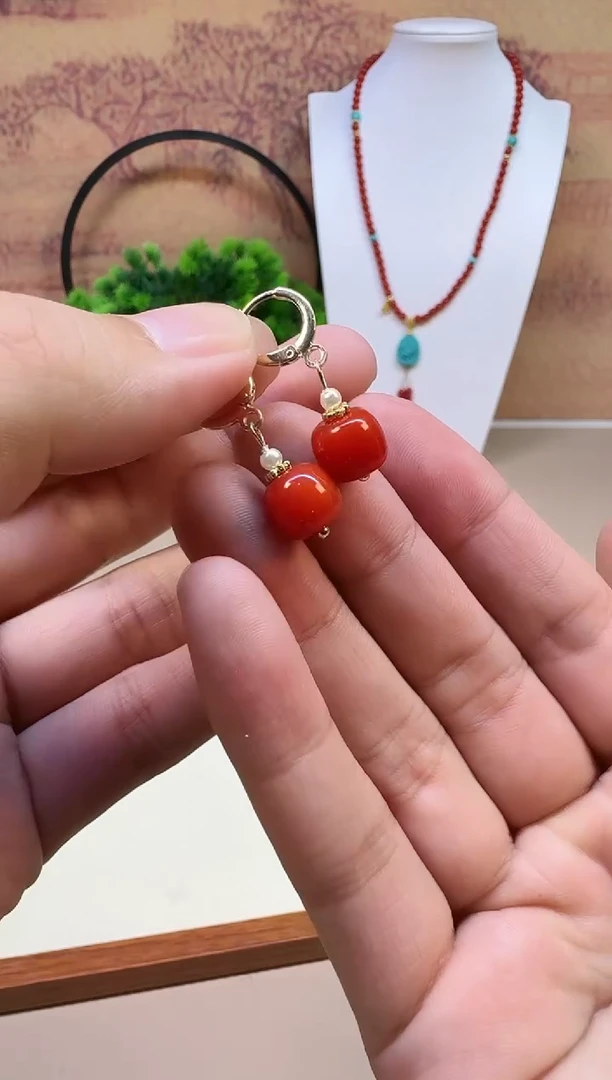 14K金镶嵌南红玛瑙耳饰E20