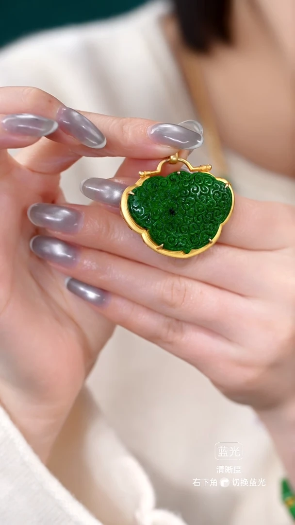 颈饰未镶嵌翡翠吊坠44