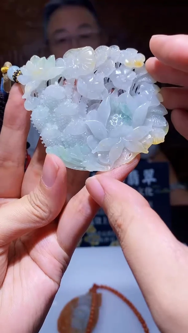 颈饰18K金镶嵌翡翠M-@@KJZC0923122