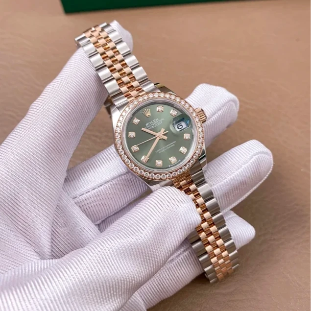 未使用 Rolex/劳力士 礼尚往来279381卡25年女表P728X