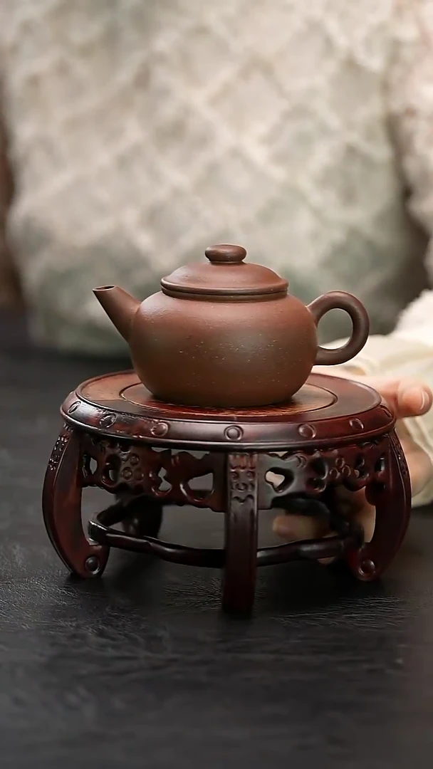 茶壶紫砂蒋莉共生紫泥巨轮150cc