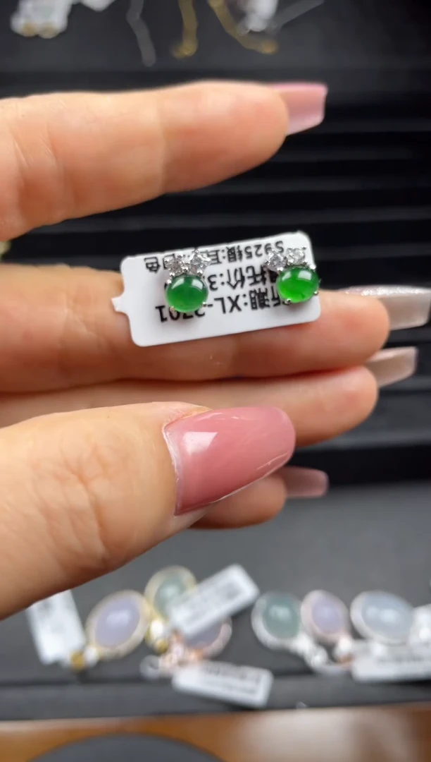 银S925镶嵌戒指翡翠天然翡翠A货