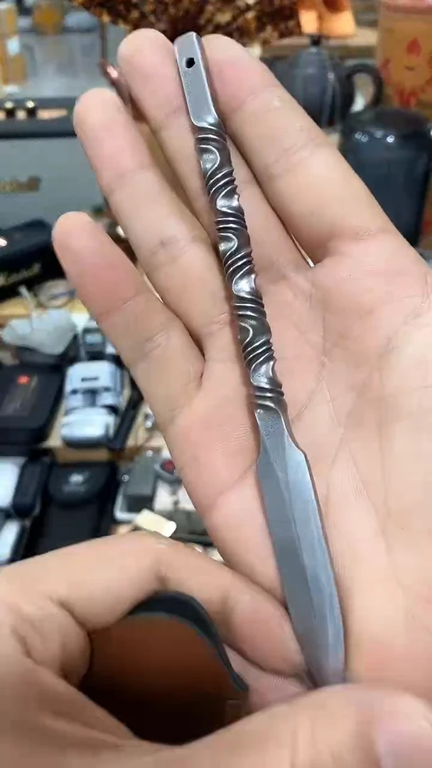 瓷片闪购商品 如图所示