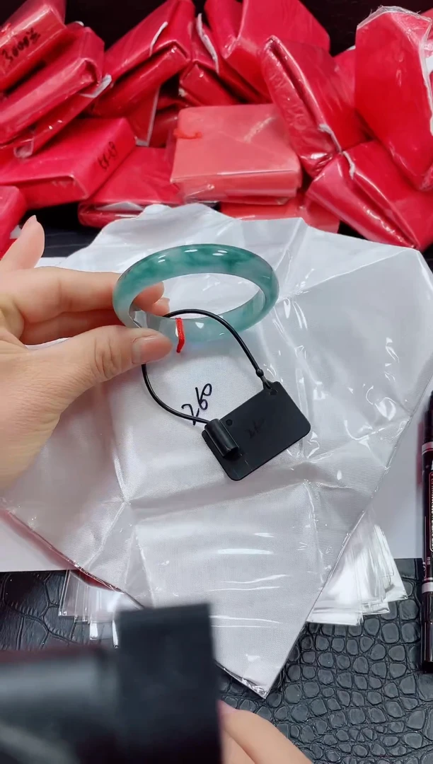 非金属无玲玲201号手镯53.3圈口