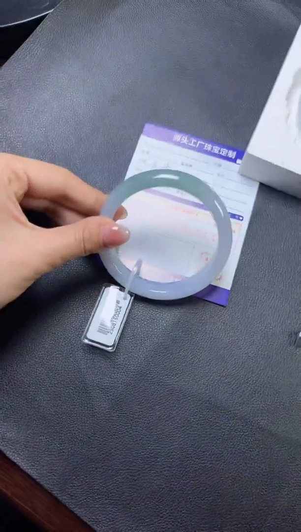 未镶嵌手镯翡翠可*露手镯