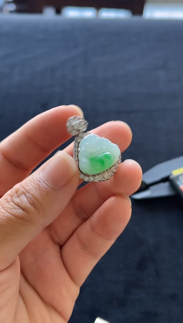 吊坠(不含链)银S925镶嵌翡翠多人