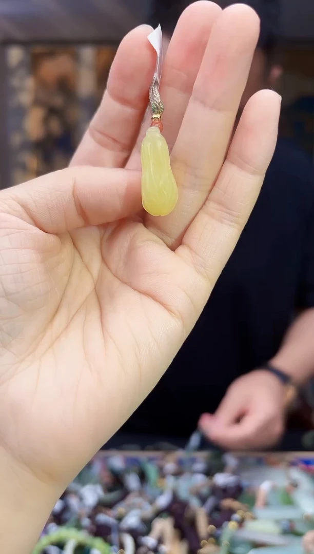 和田玉未镶嵌挂件拍一发一