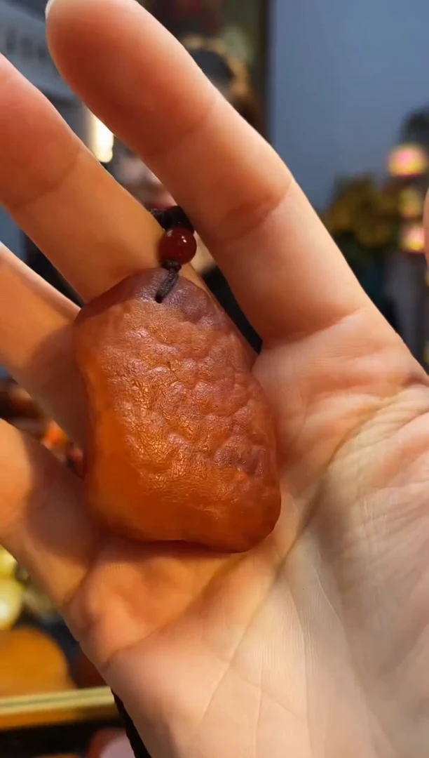 琥珀颈饰未镶嵌挂件