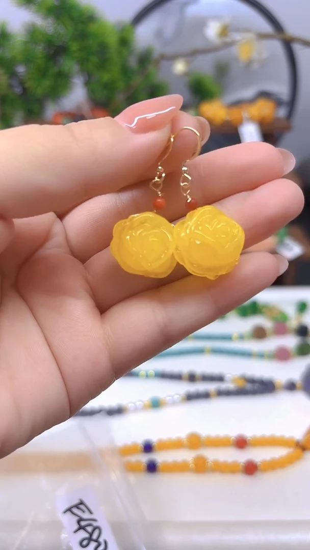 蜜蜡14K金镶嵌耳饰E480