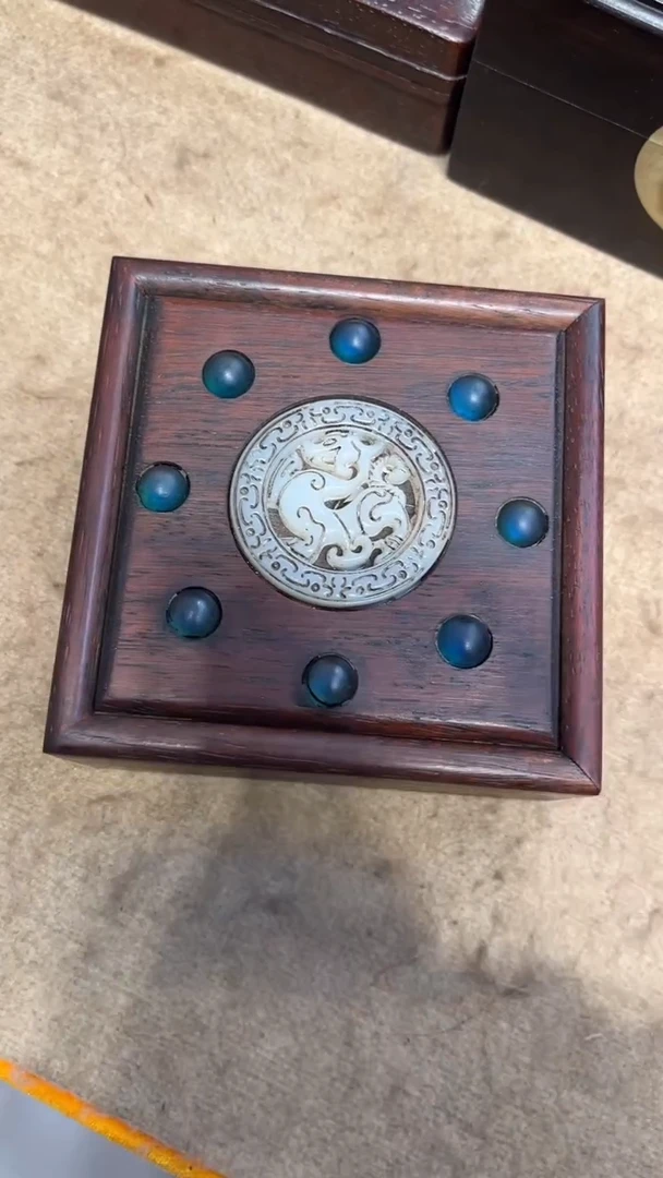 【闪购商品】木玉石镶嵌四方抽拉盒