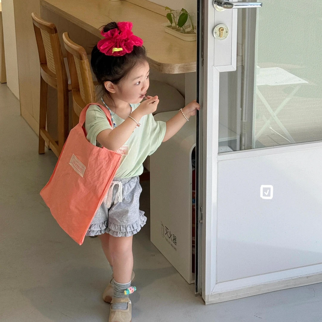 《小思家》女童2025夏季五一出游休闲百搭纯色短袖T木耳边短裤套装