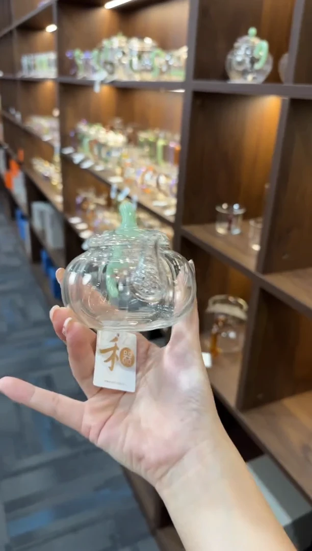 禾器 福蔓壶浅玉色