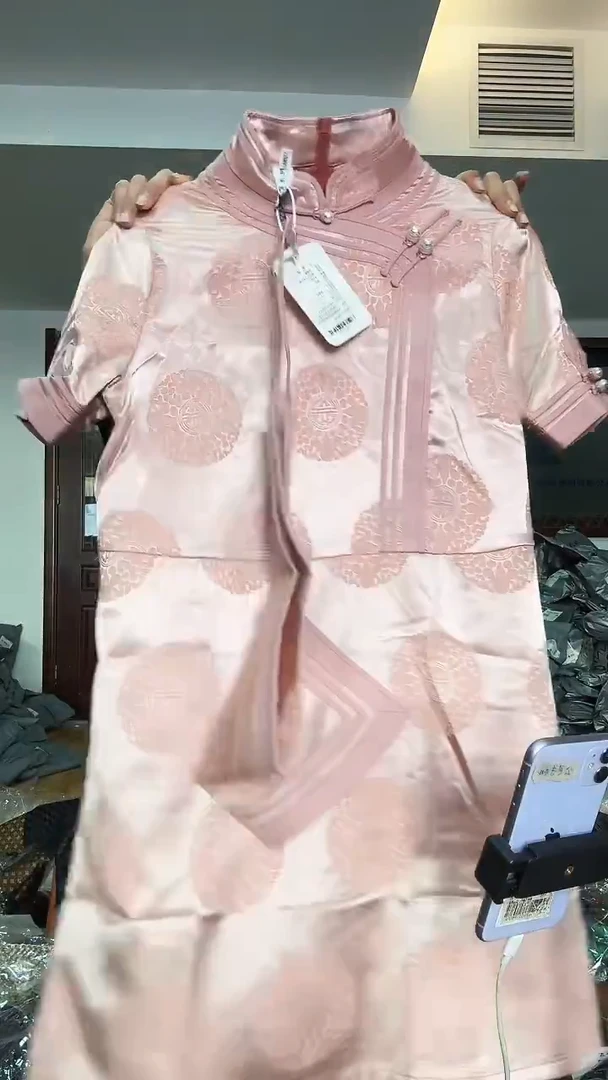 连衣裙       XL码      115-125斤