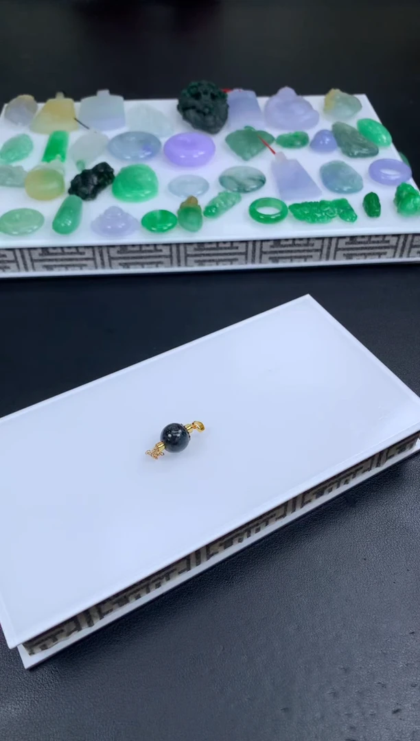 【闪购商品】翡翠颈饰未镶嵌翡翠