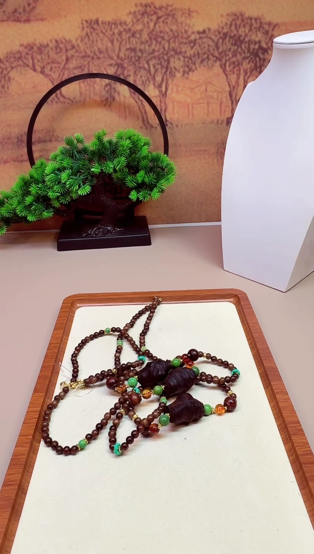 玛瑙/玉髓颈饰14K金镶嵌X204