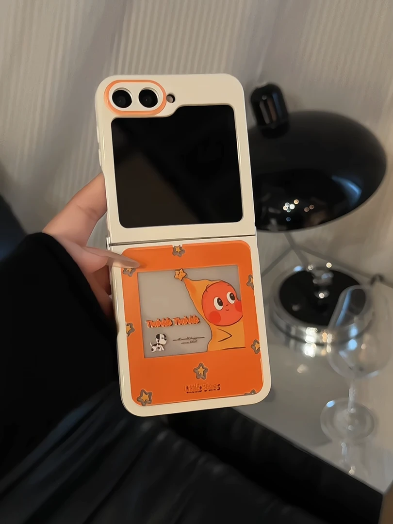 （三星zflip5系列）折叠奶油适用三星Galaxyzflip6手机壳窗户小黄人