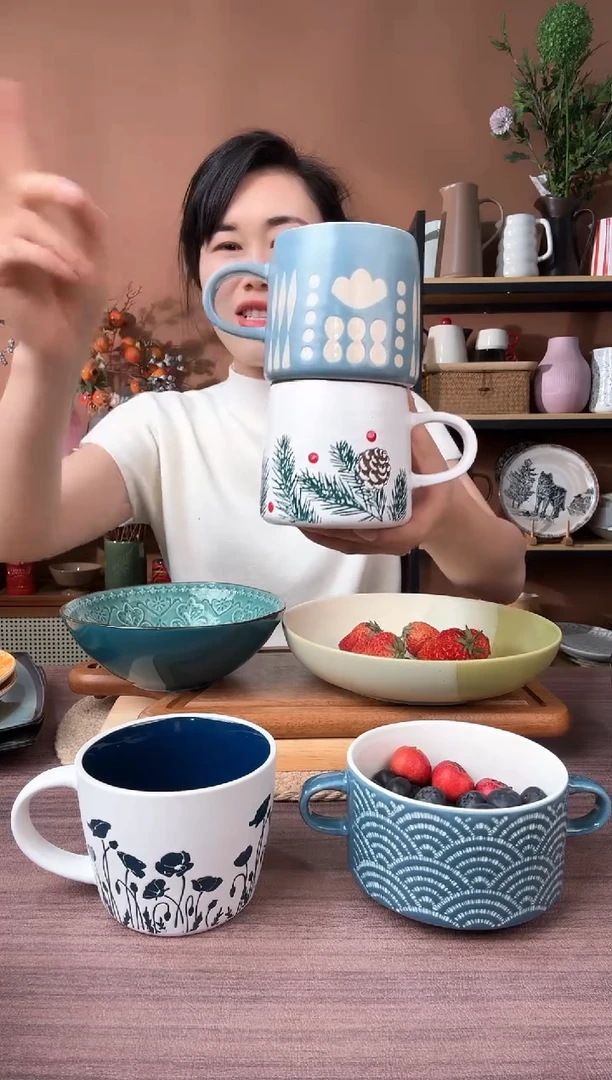 瓷片手绘杯2只微瑕