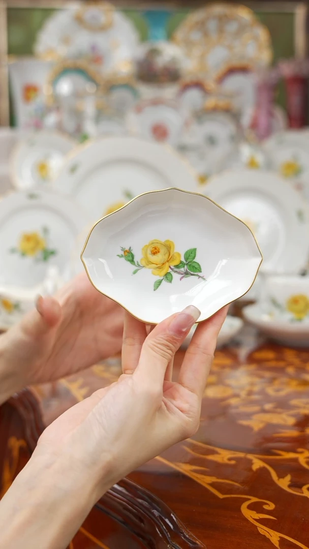 摆件米多家中古瓷器如图所示60