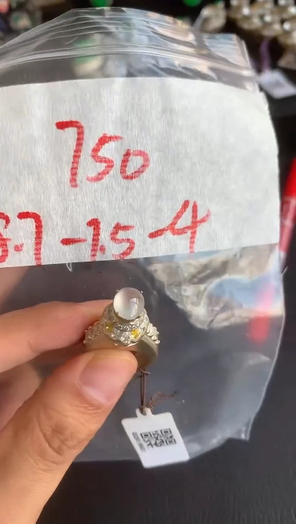 未镶嵌定制翡翠缅甸A货翡翠，拍一发一