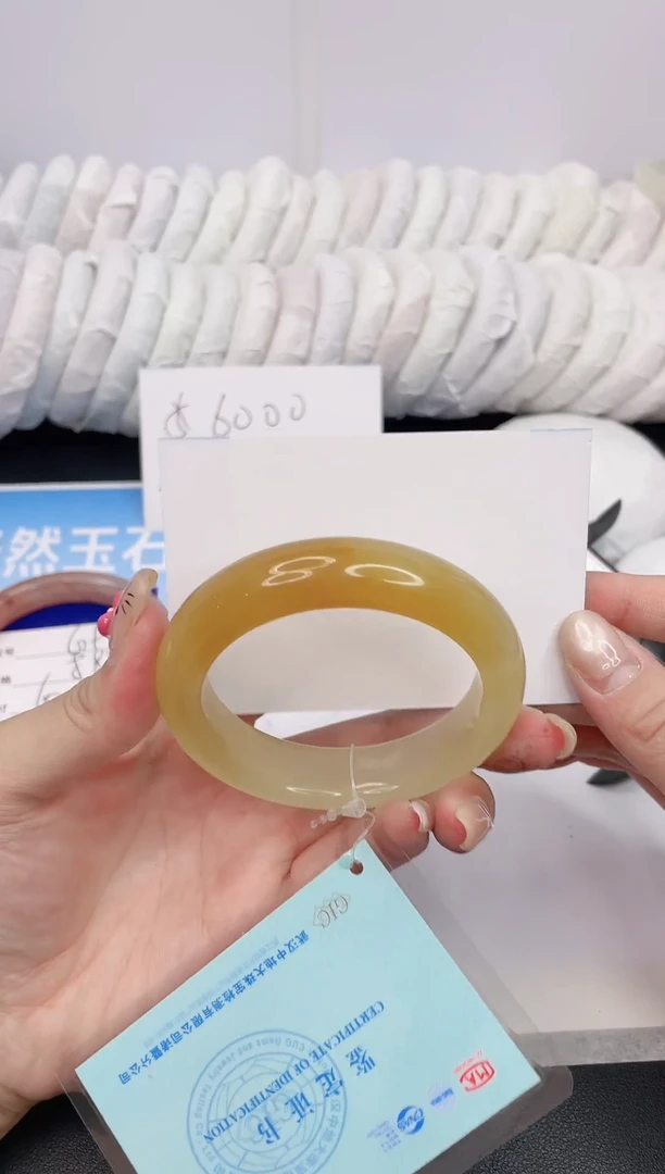 石英质玉手镯未镶嵌30G98-53