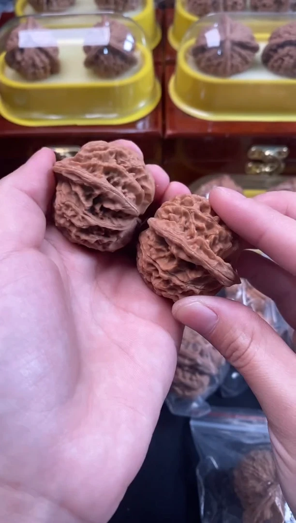 把件文玩核桃血灯笼41尺V434