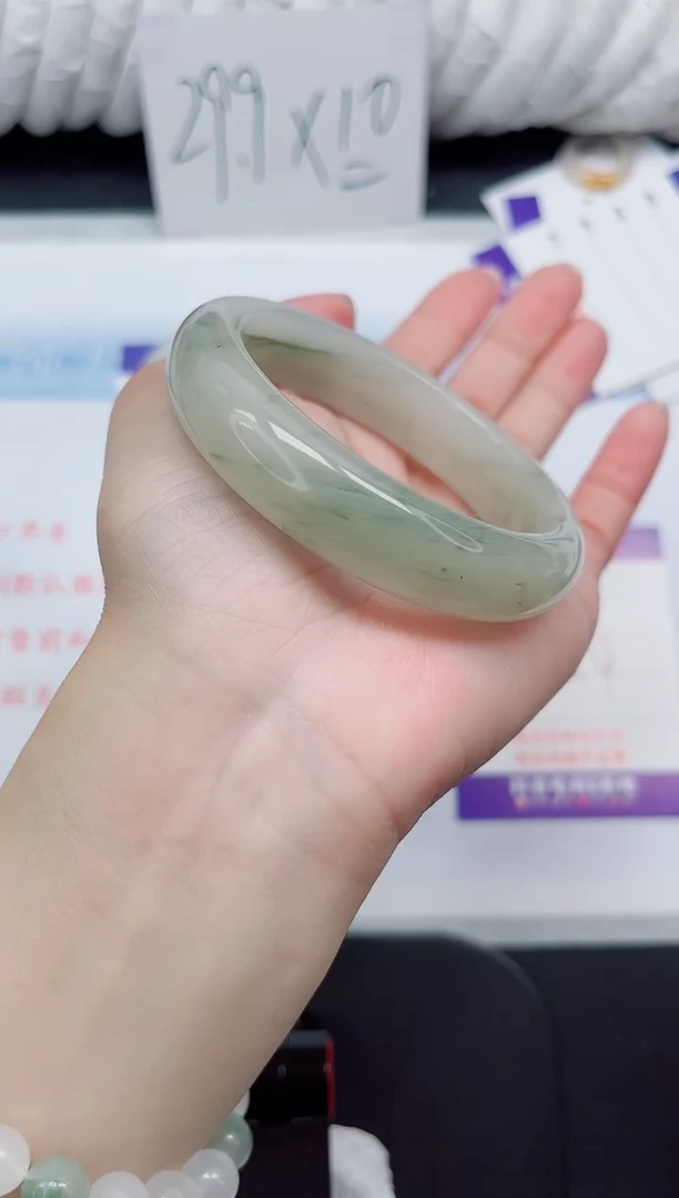 【闪购商品】石英质玉手镯未镶嵌370#54