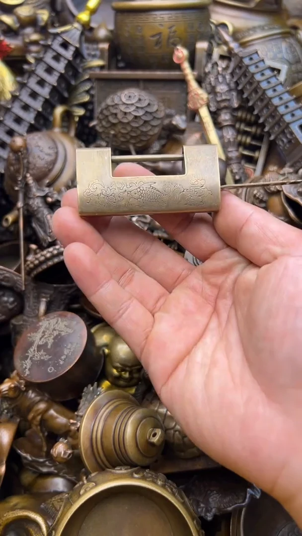 精美铜器，点击下单