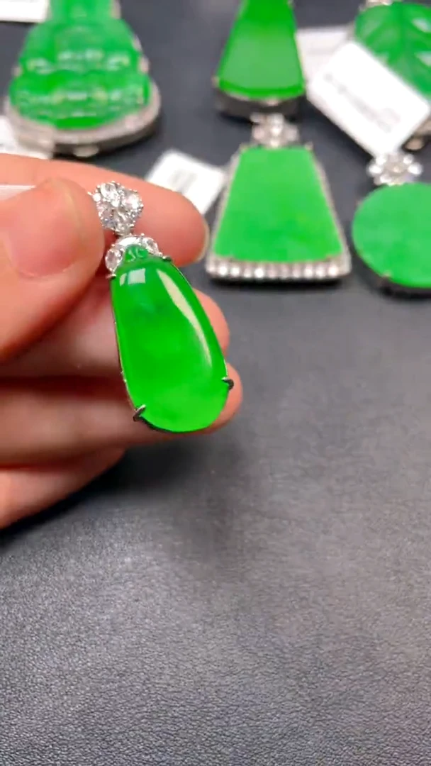 吊坠(不含链)银S925镶嵌翡翠吊坠