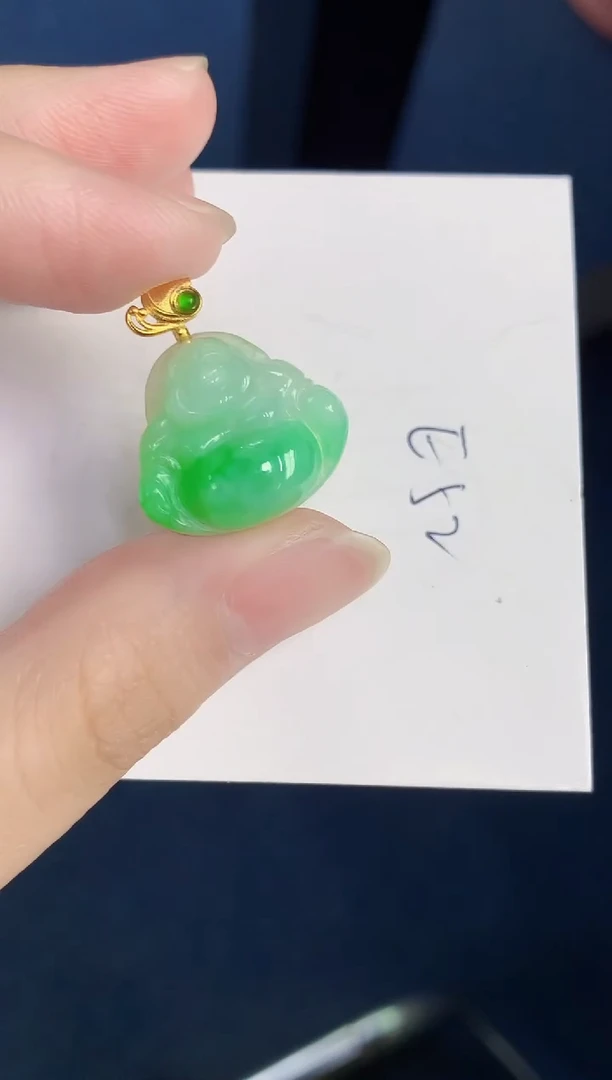 颈饰未镶嵌翡翠天然翡翠缅甸A货