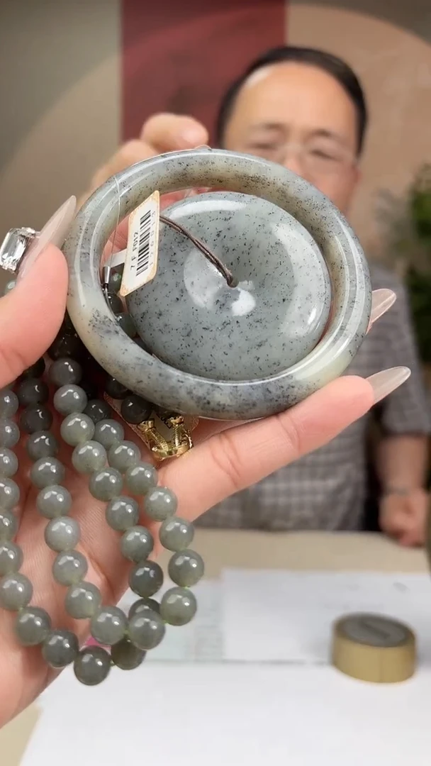 定制和田玉多样性发货拍一发一