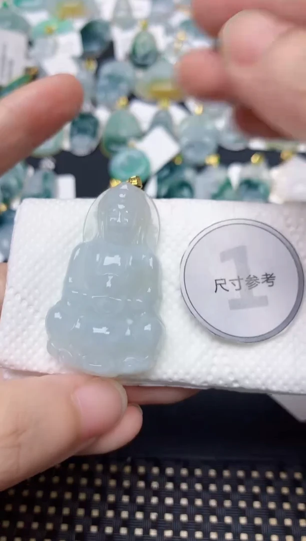 颈饰18K金镶嵌翡翠天然缅甸A货翡翠