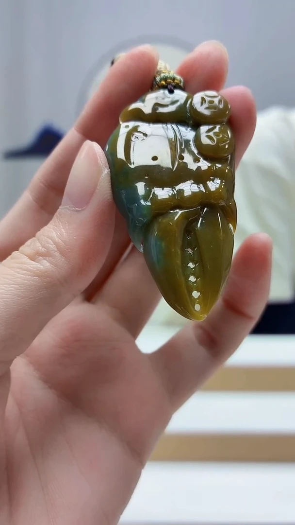 未镶嵌定制翡翠4898zm-毛货挂件蟹钳54