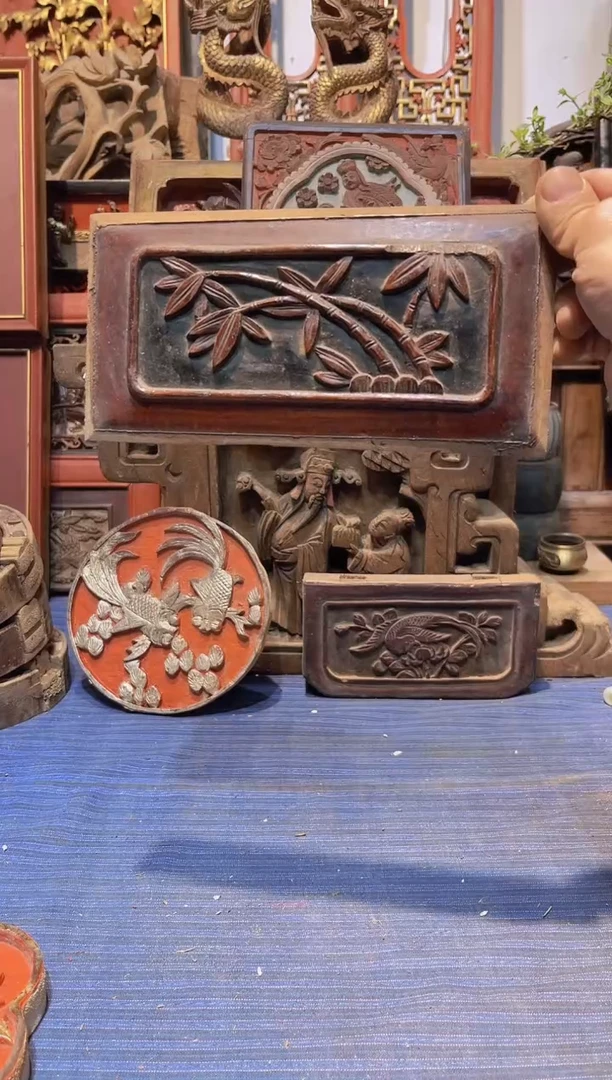 【闪购商品】香樟木老木雕老物件花板