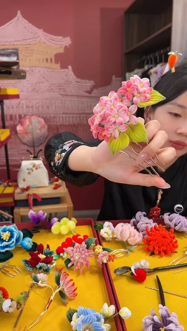 【闪购商品】刺绣非遗绒花（发饰）