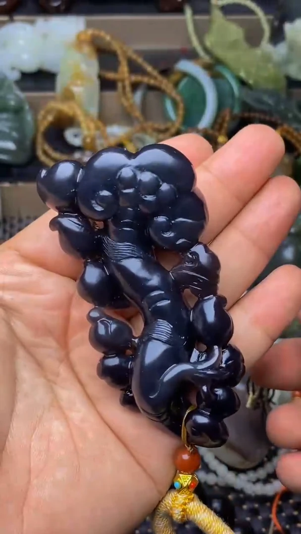 未镶嵌和田玉把件k*1