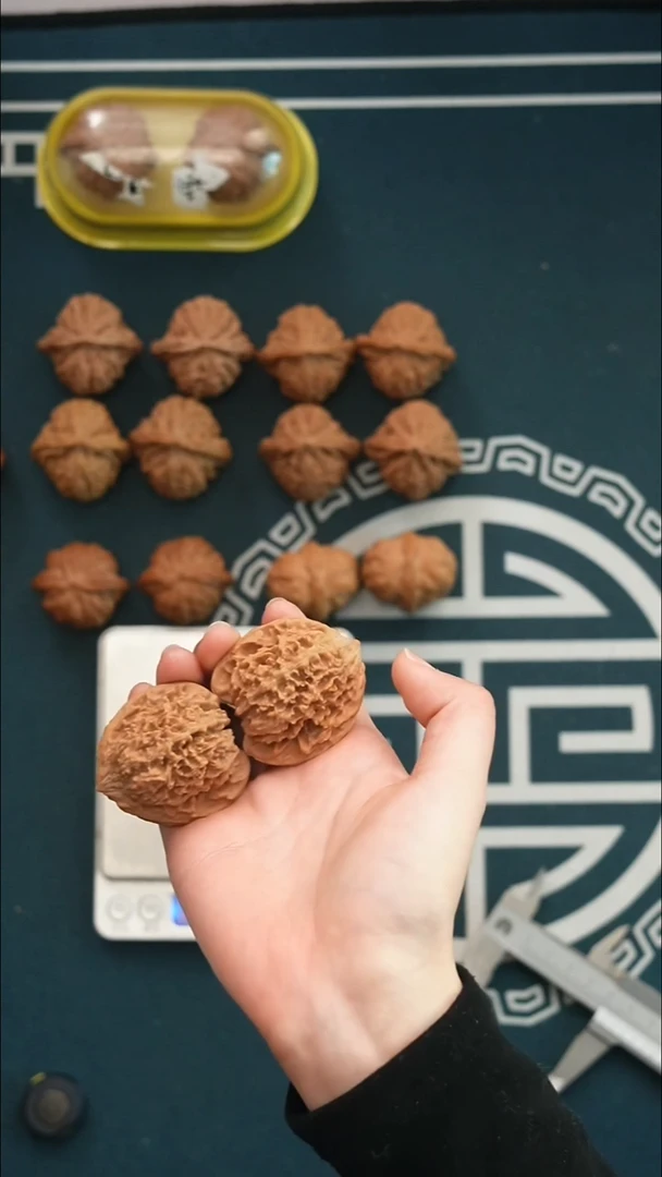 吊坠文玩核桃?*?满天星