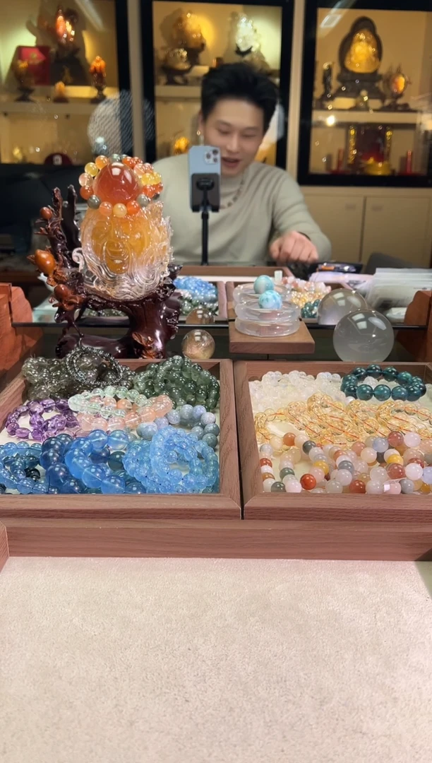 未镶嵌绿柱石（摩根石）手串8mm+绿柱石(多样性发一）